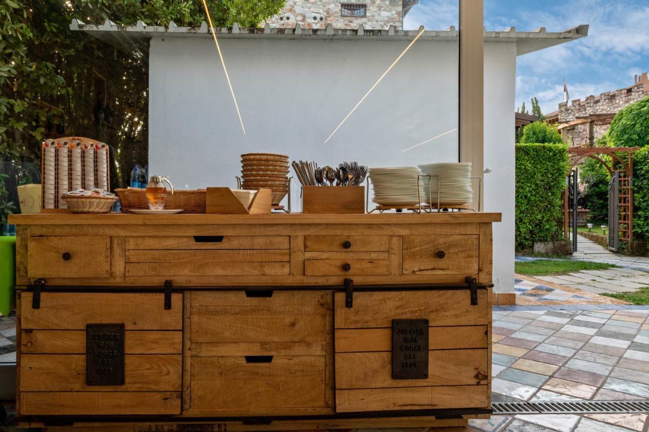 ルッカ Castello Dei Templari Bed & Breakfast エクステリア 写真