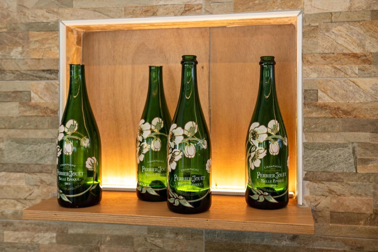 ルッカ Castello Dei Templari Bed & Breakfast エクステリア 写真