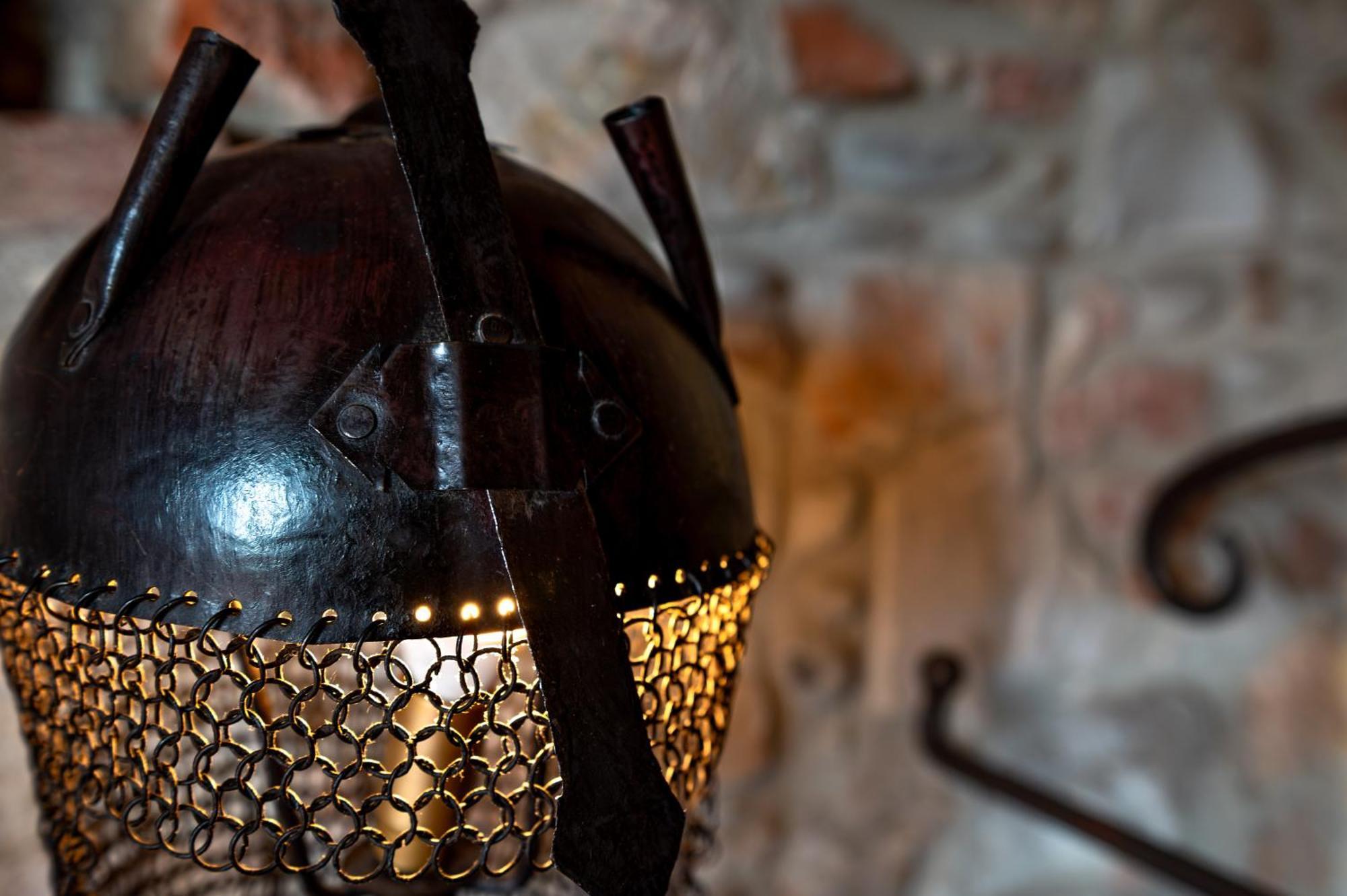 ルッカ Castello Dei Templari Bed & Breakfast エクステリア 写真