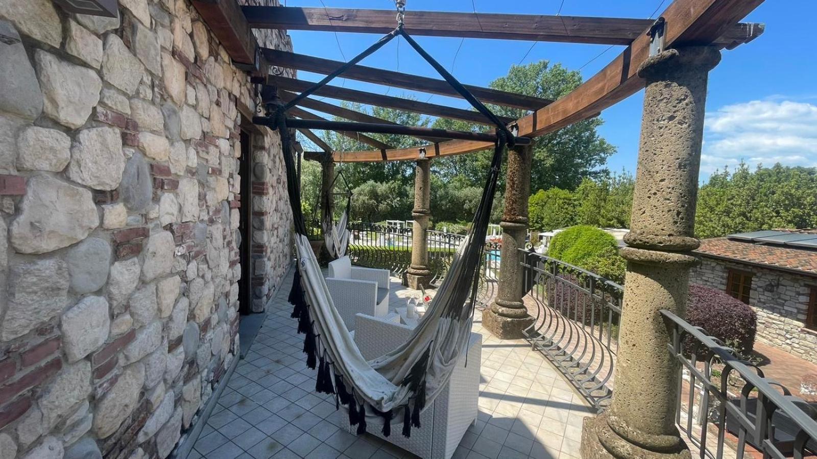 ルッカ Castello Dei Templari Bed & Breakfast エクステリア 写真